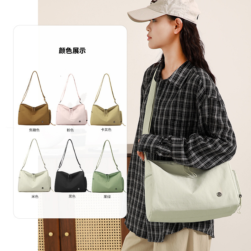 Large Capacity Storage Crossbody Bag Designer Bag Luxury Bag Solid Free Shipping Color Simple Boston Pillow Bag Nylon Lightweight Artistic Versatile S