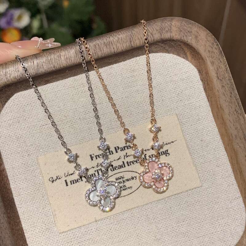 Light High-End Full Dia Pink Mother-of-Pearl Four-Leaf Clover Necklace Niche Design Exquisite Sweet Temperament Collarbone Chain