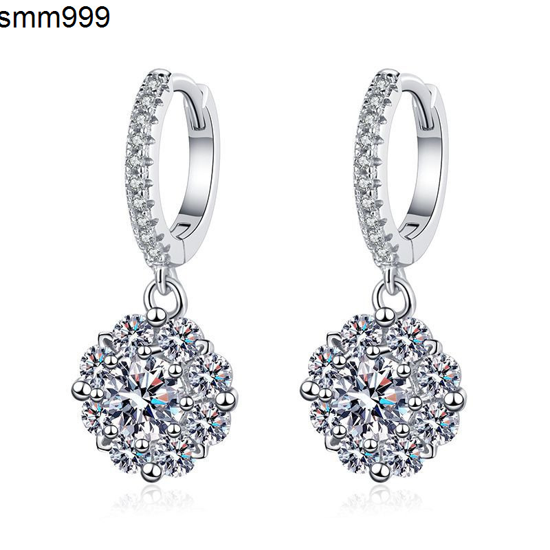 S925 Sterling Silver Earrings Pt950 Plated Moissanite Drill 50 Points D Color Elegant Moissanshi Design Moissanite Jewelry