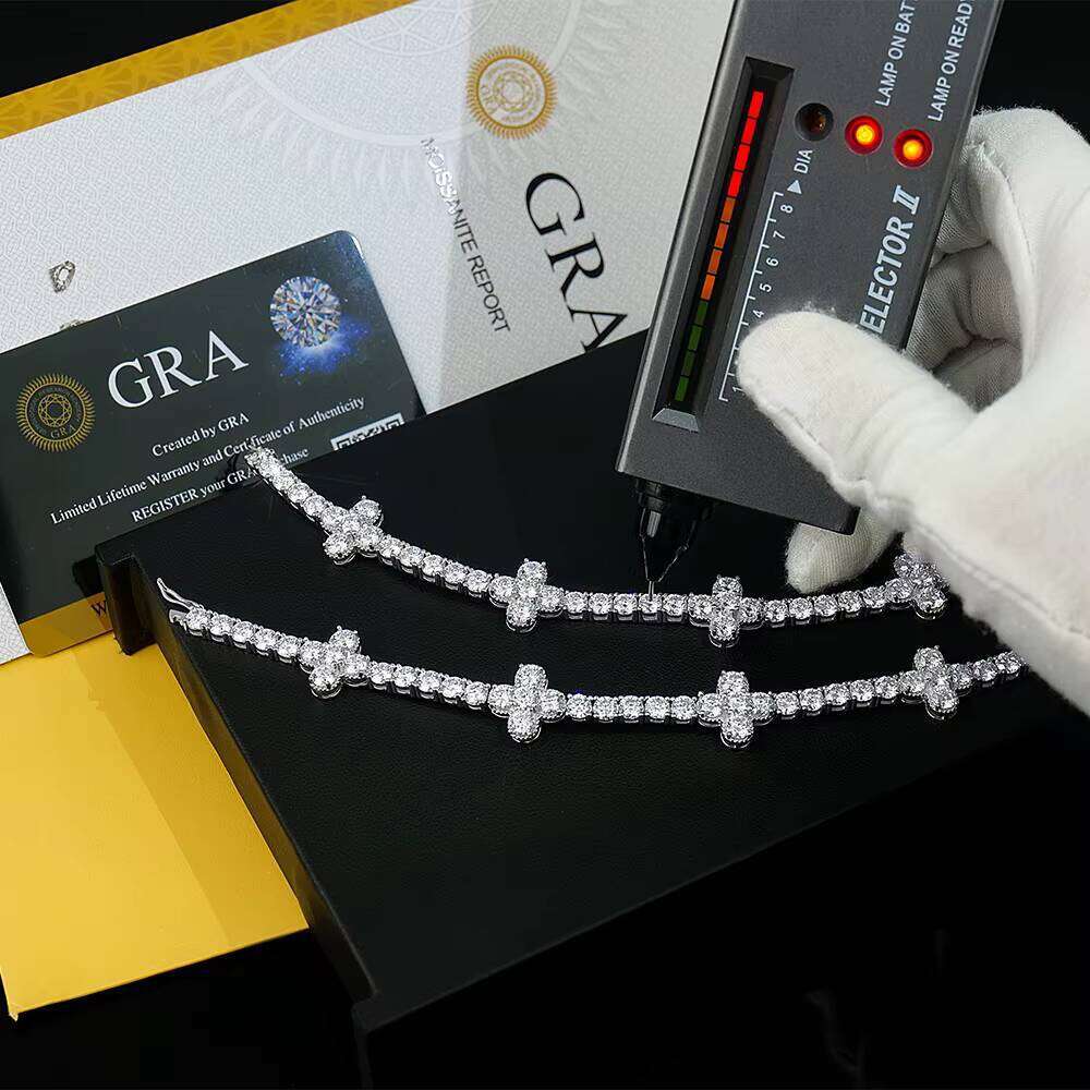 Manufacturers Wholesale Custom Jewelry Sterling Sier Flower Mossanite Moissanite Dia Hand Chain Charm Tennis Bracelet