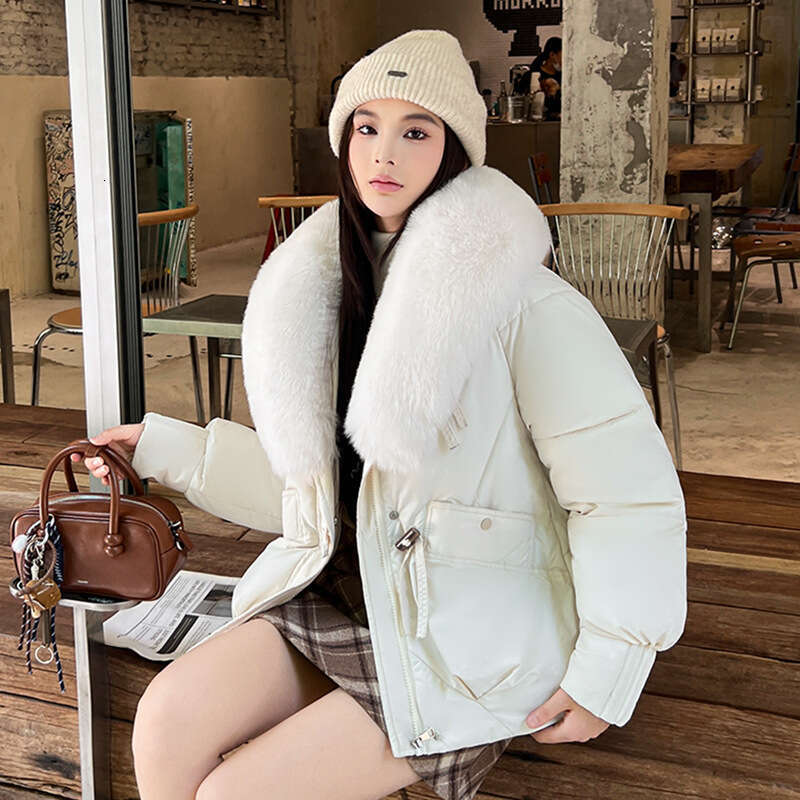 Winter New Style Large Fur Collar Cotton Jacket Women, Short Warm Thickened Anti-Fur Coat for Petite Figures