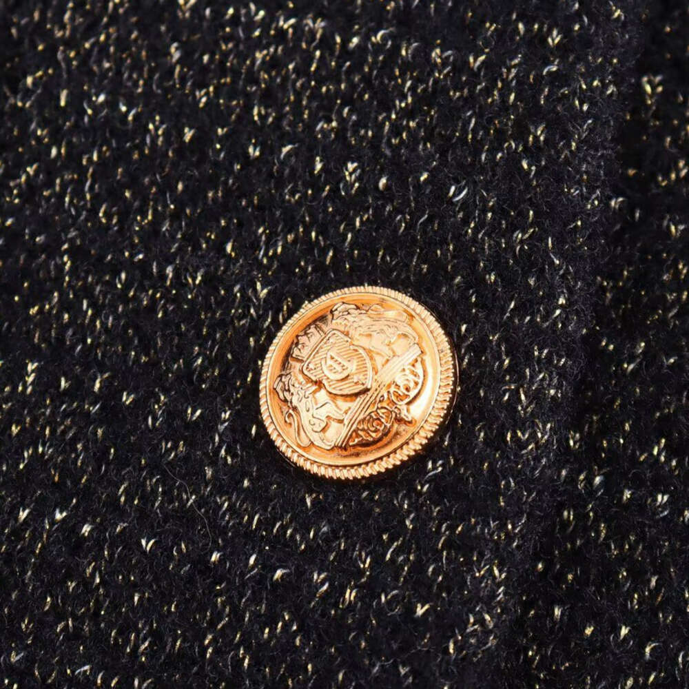 DHEssentials 2025 Autumn New French Style Chanel-inspired Thread Horizontal Stripes Pocket Gold Button Round Neck Knitted Sweater Jacket