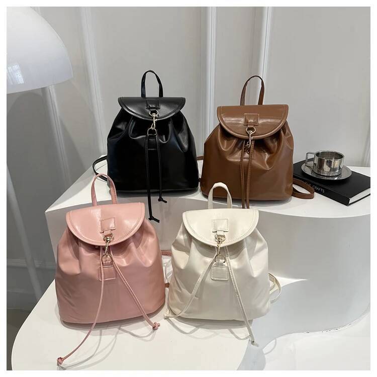 Fashionable Women s Casual Travel Bag Soft Leather Solid Color Women s Handbag Neutral Style Backpack Couple Bag Autumn And Winter New Designer Bag