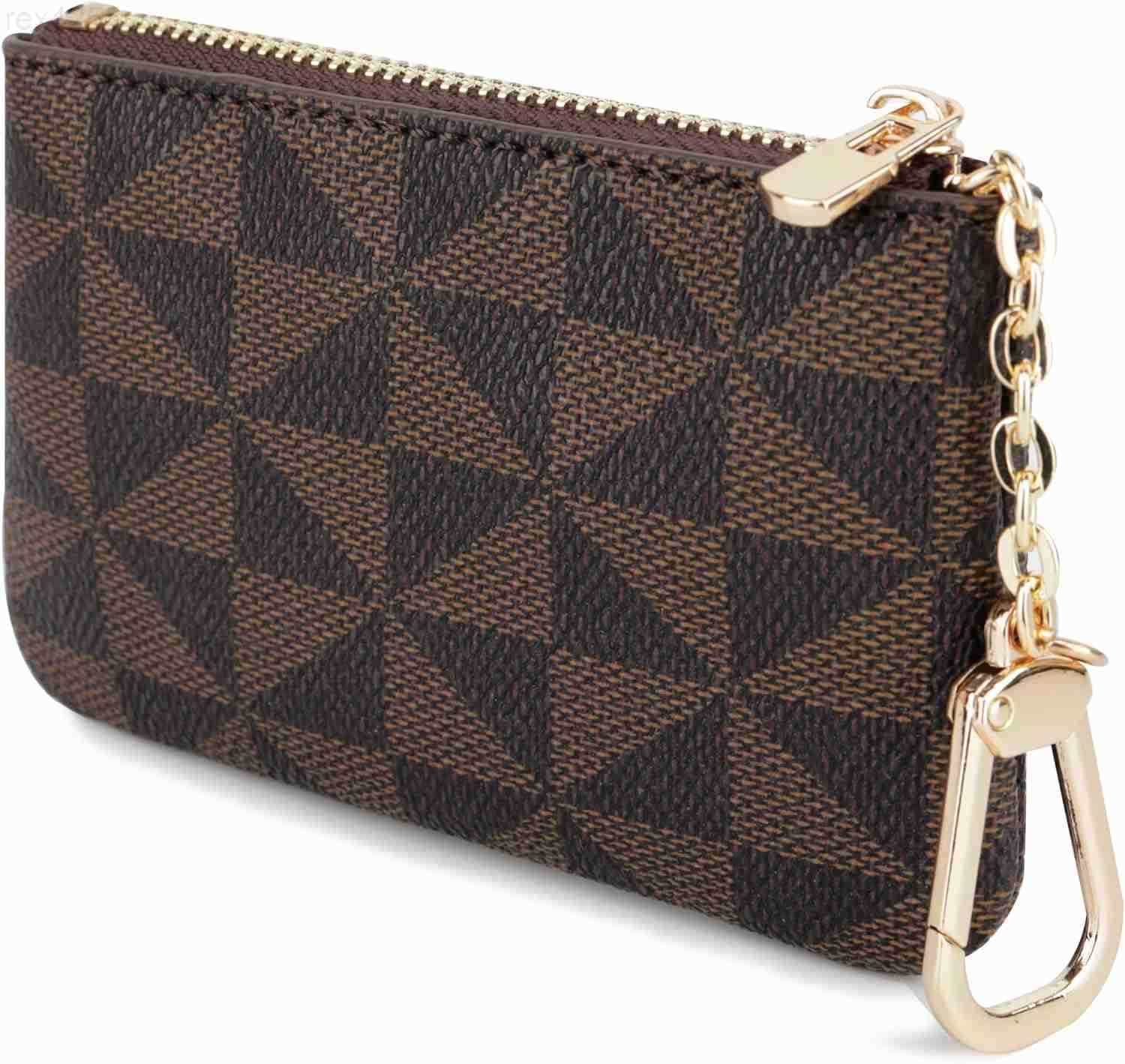 Coin Purse Change Mini Purse Wallet With Key Chain Ring Zipper for Men Women Fashionable Bag Key Chain Pendant Leather Classic Clutch PurseBrownW25091
