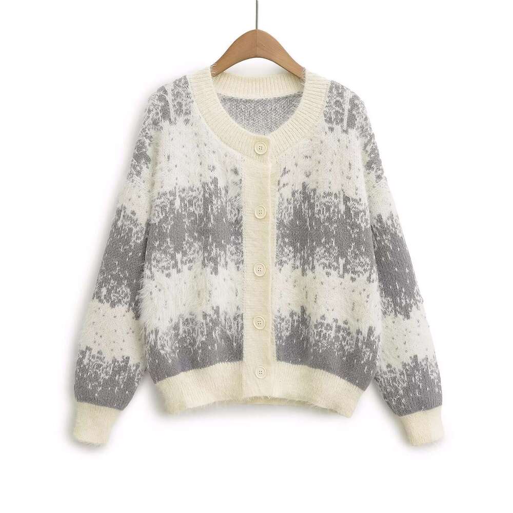 DHEssentials INS New Korean Gradient Knitted Cardigan Unique Top French Design Color-Block Little Chanel Style Jacket for Women