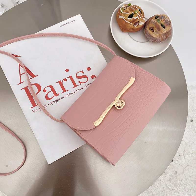 High Quality Ladies Bags 2022 New Trend Trendy Shoulder Bag Crocodile pattern Messenger Bag Leather Solid Color Small Square Bag W250911