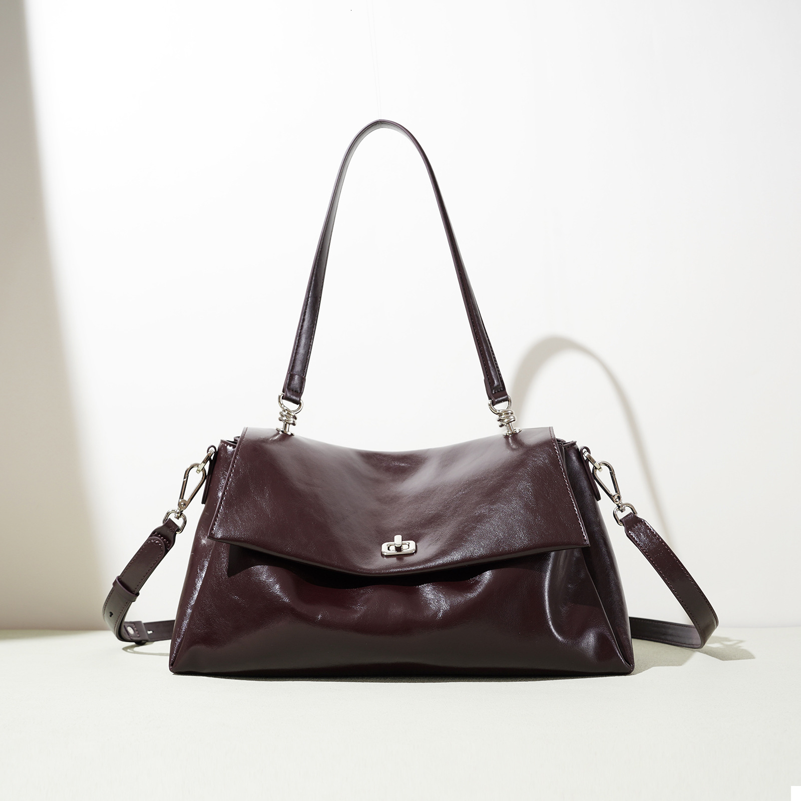 Designer Crossbody Bag 2025 New Casual Handbag Fashion Shoulder Bag Women's Bag