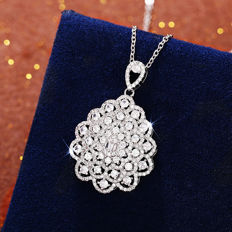 2025 Choucong Brand Flower Pendant Luxury Jewelry 925 Sterling Silver Round Cut 5A Cubic Zircon CZ Diamond Gemstones Eternity Women Wedding Clavicle N