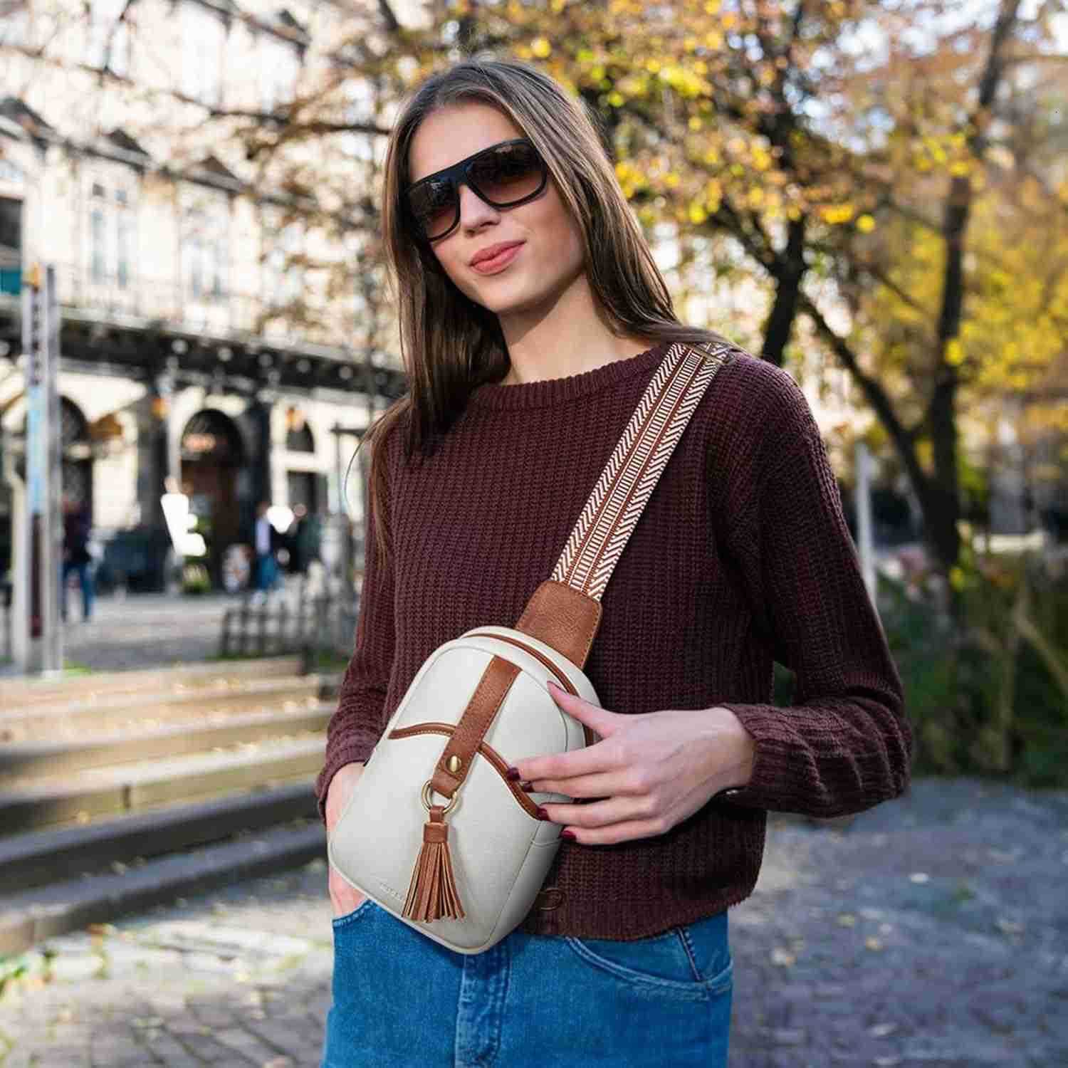 Small Sling Bag for Women PU Leather Fanny Pack Crossbody Purse Trendy Chest Bag for Travel ShoppingDaily Beige BrownW250911
