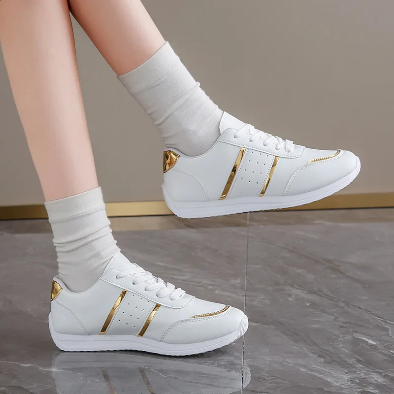 Women Casual Sport Sneakers Athletic Tennis Loafers Skateboard Vulcanized Shoes Woman Platform Elegant Fashion Basketball 250911
