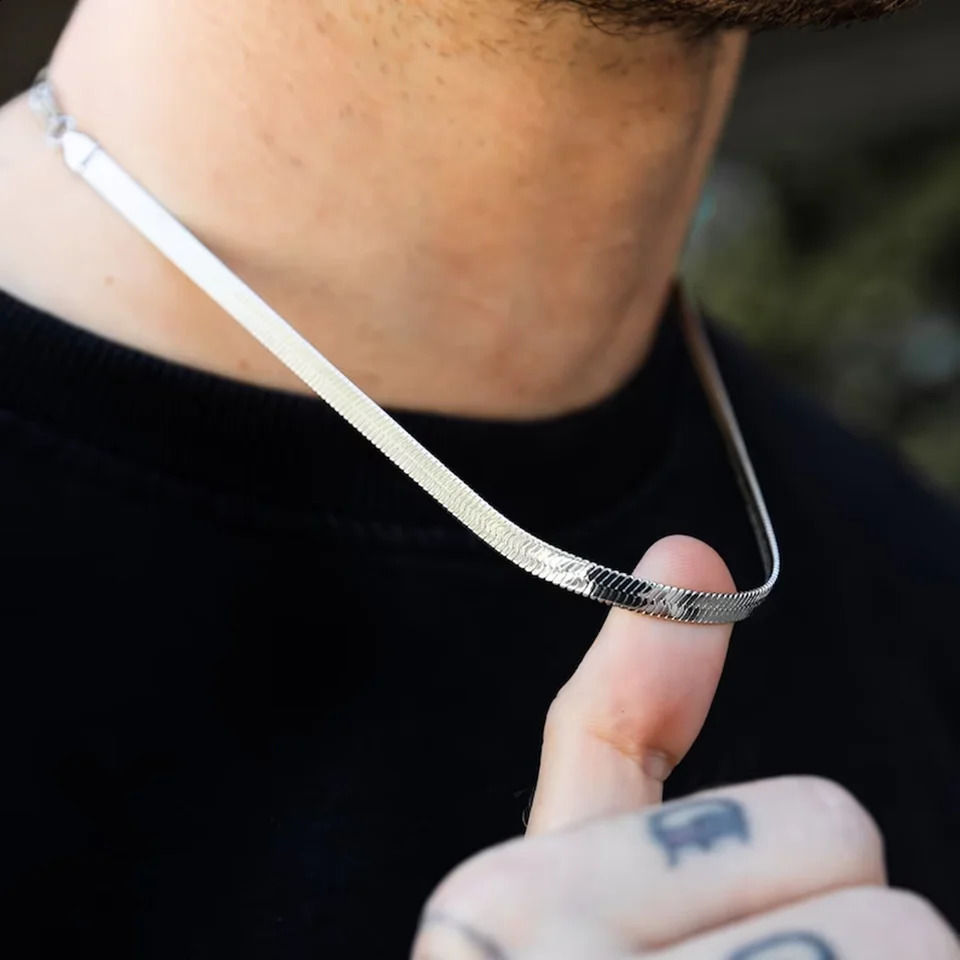 Hip Hop Snake Chain Necklace for Men Fashion Stainless Steel Silver Color Jewelry Accessories Party Gift y250911