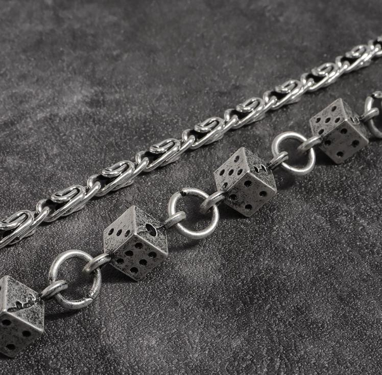 Mens Motorcycle KeyChain Jean Biker Wallet Belts Chain Skull Charm Leather Gothic Rock Pants Trousers Waist Key Mens DR34 240402