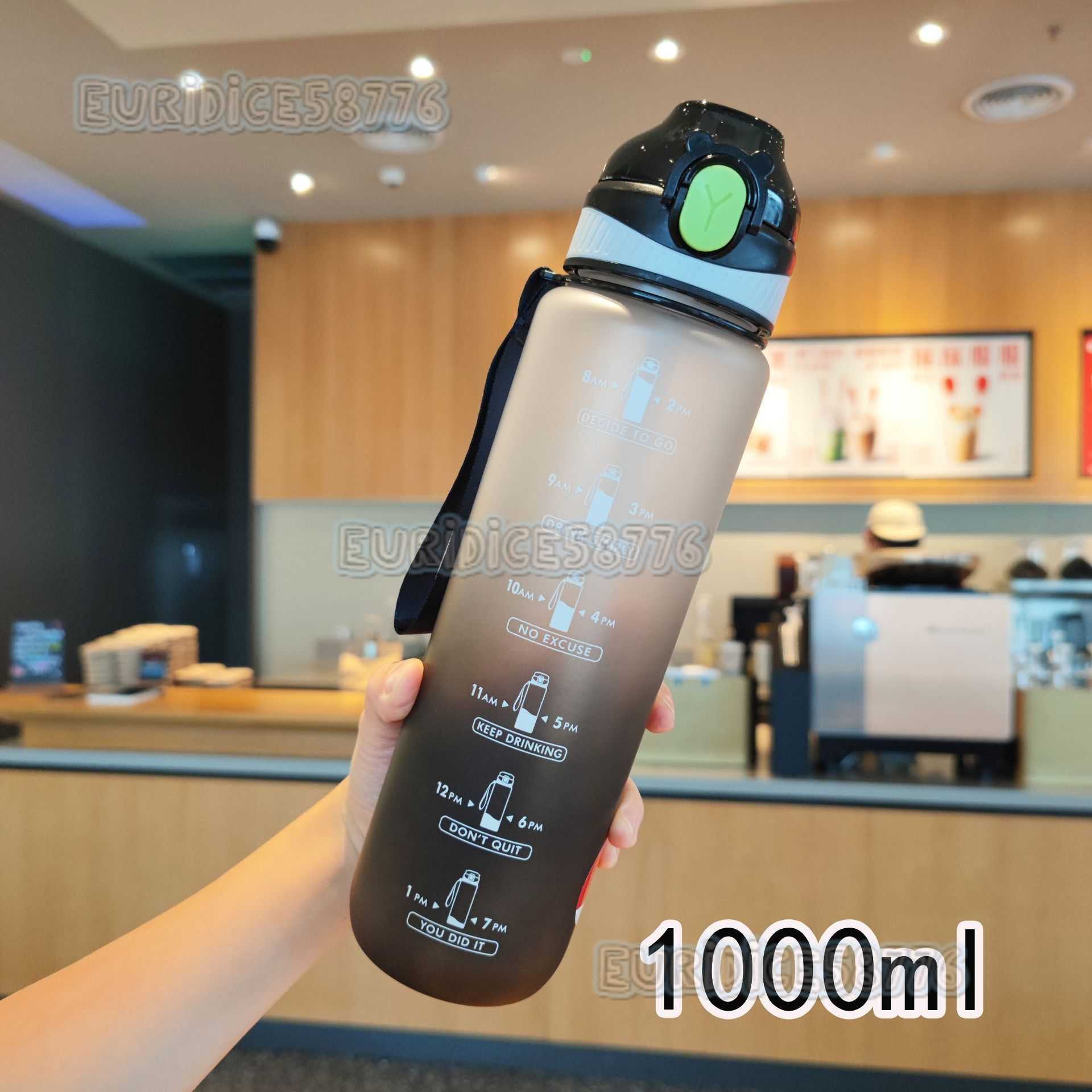 Sports Fitness Gradient Color Straw Plastic Water Cup Portable Rope Lid Lock Buckle Car Outdoor Water Bottle H250911