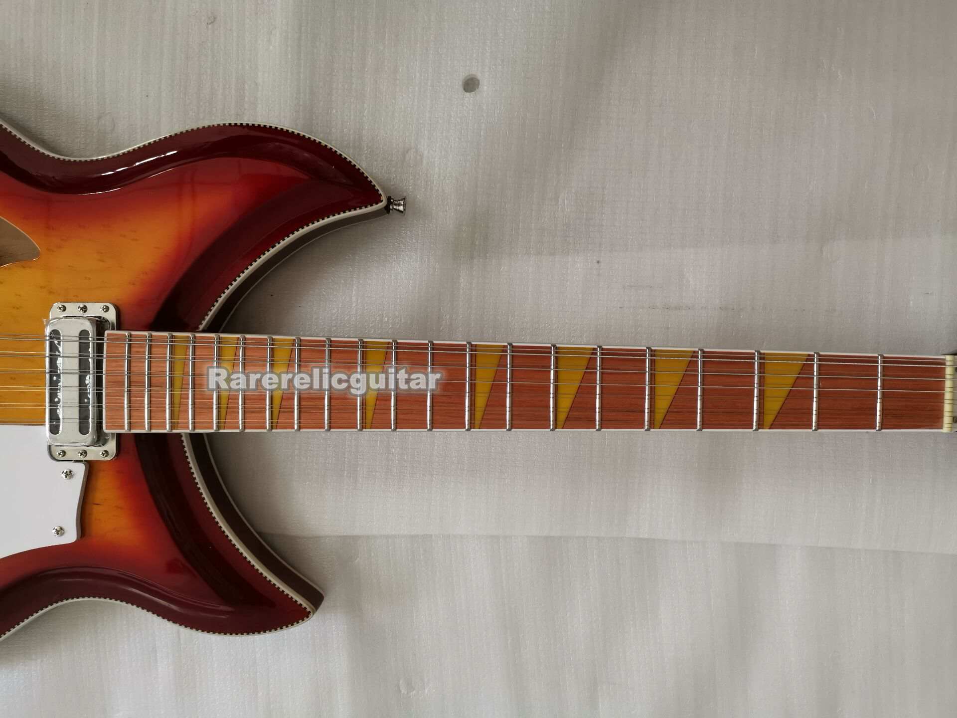 381 Vintage 12-String Electric Guitar with Luxury Double Edging and Semi-Hollow Jazz Design