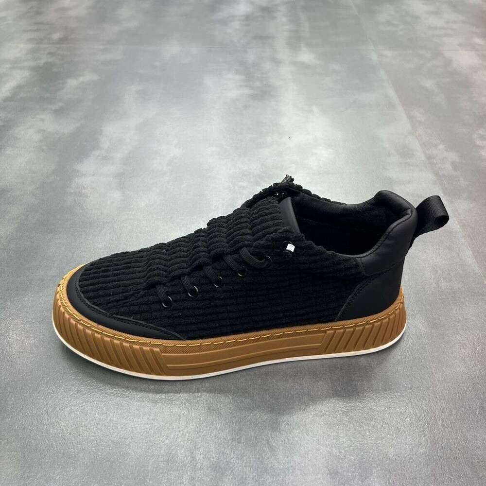 Suede Men's 2022 Spring and Autumn New Casual Shoes Korean Style Low-top Sneakers Comfortable Slip-on Trendy
