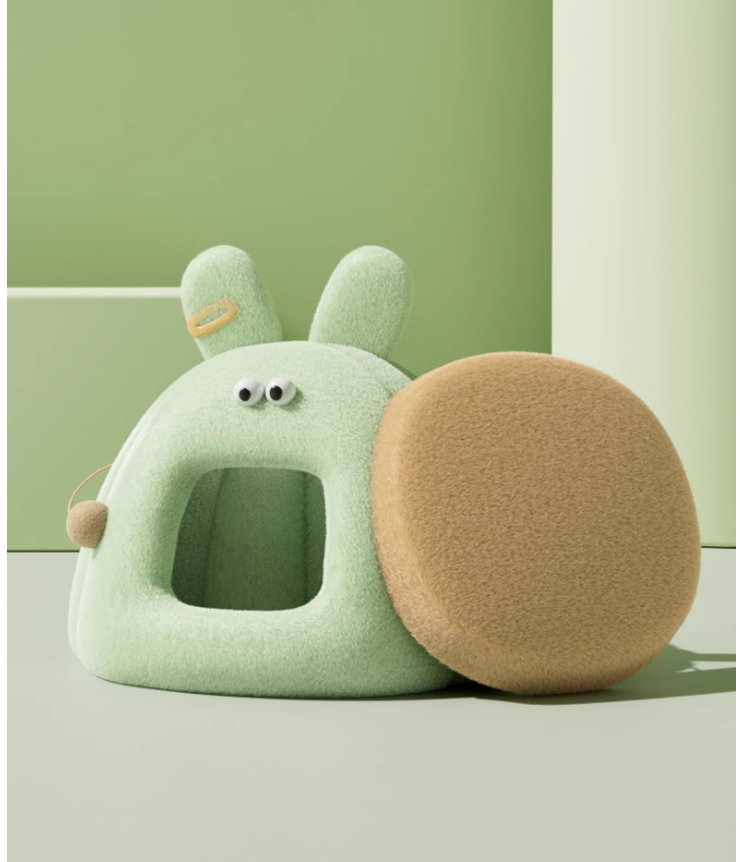 Winter-Ready Safe Haven Pet Den Perfect Size Dog Kennel for Petite Canines