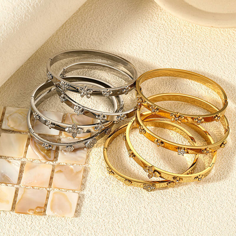 gold tone bracelet designer for women bracelet Four Leaf Clover Bracelet 18K Gold Plated Full Diamond Luxury Jewelry Bracelet Niche Design Four Leaf F