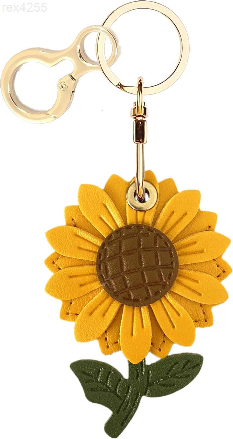 Keychain Case Holder Compatible with AirTag AntiScratch Tag Cover with Keychain RingCute Protective Finder GPS Tracker Case for WalletKeysbagpeW250911