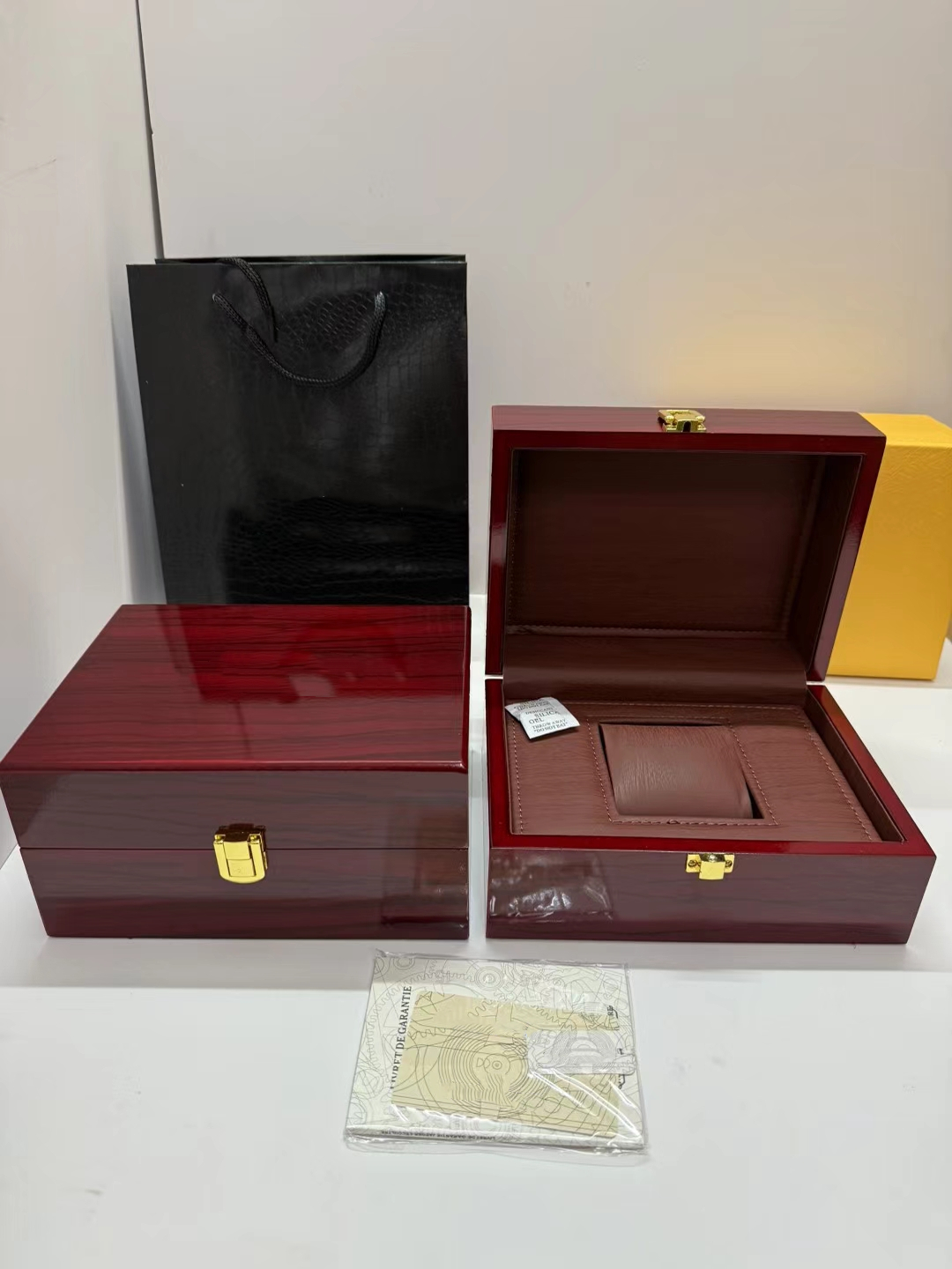 Top Quality Boxes FRANCKity watch Original Box Accessories wholesale montre Watches Booklet Card Tags and Papers In English Swiss Watches Boxes Many are box #843