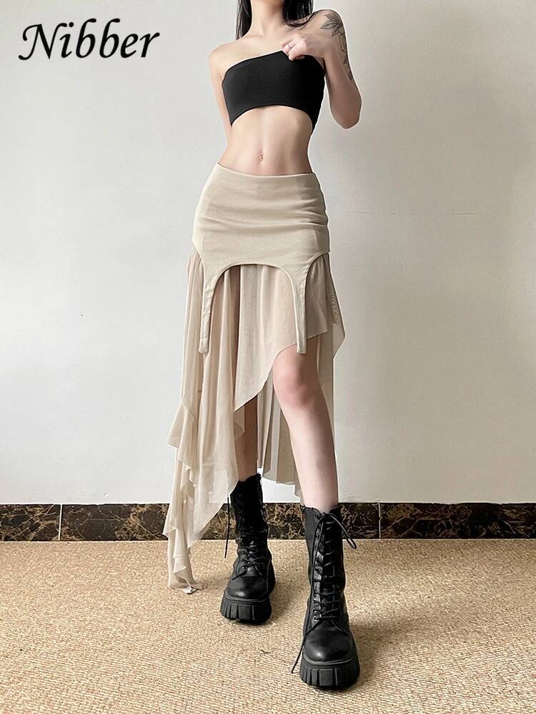 Nibber 2024 Summer Solid Color Simple All-match Casual Sexy Fimbriate High Street Trendy Cool Women's Laminated Ruffled Skirt dongdumaoyi