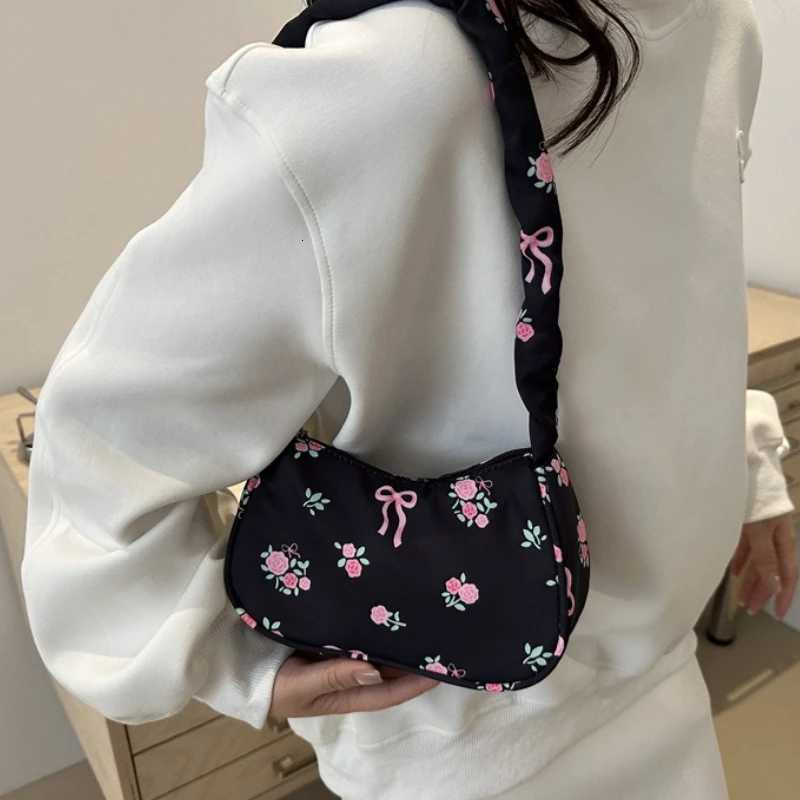 Womens Bags 2025 Summer Canvas Pleated Handbags Armpit Bag Korean Floral Bow Printed Zipper Tote Bag Female Small Shoulder Bag W250911