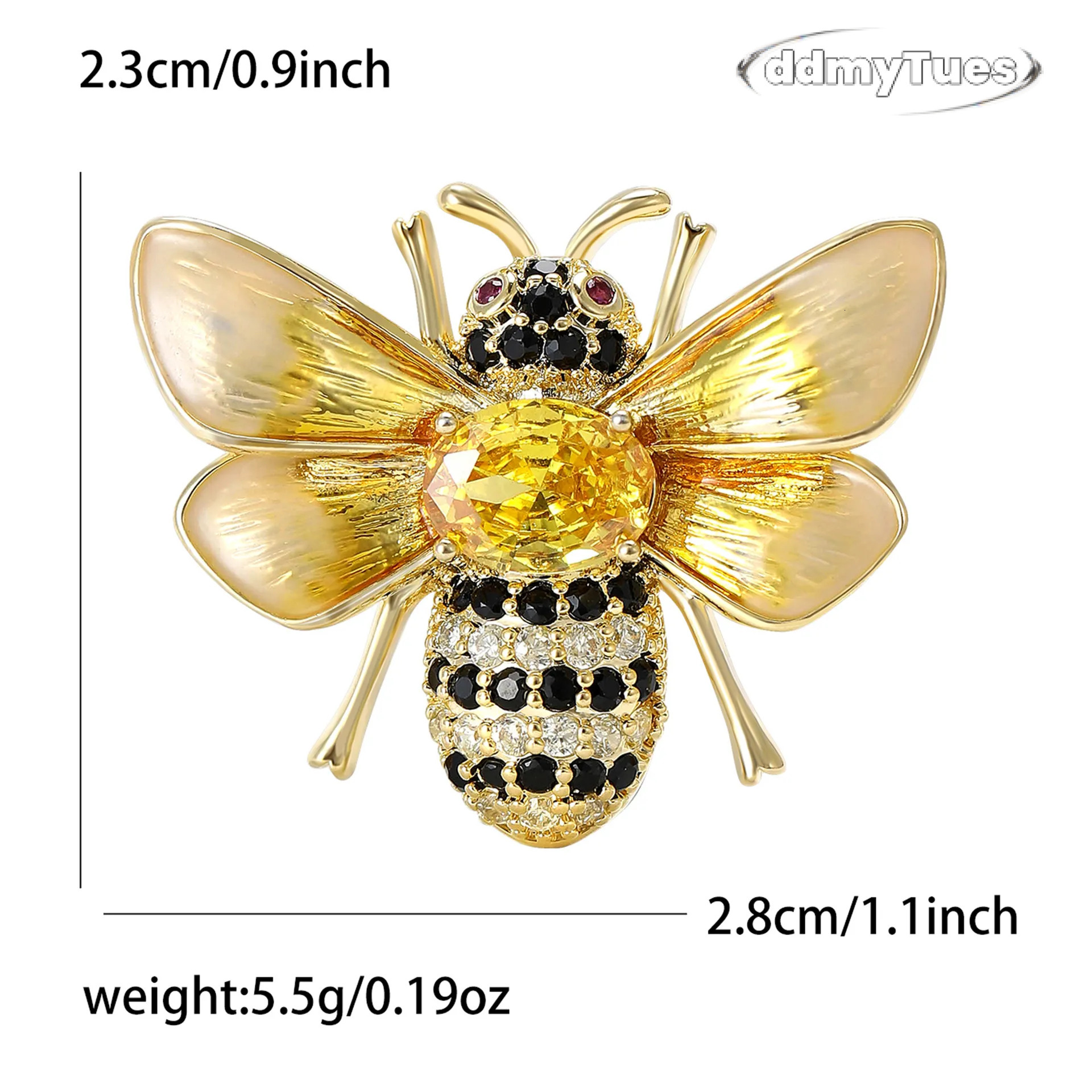 Gold Tone Rhinestone Bee Brooch With Yellow Gemstone, Black Onyx Pearl Accents Nature - Inspired Gift For Him/Her High Quality And Stylish Jewelry TUE