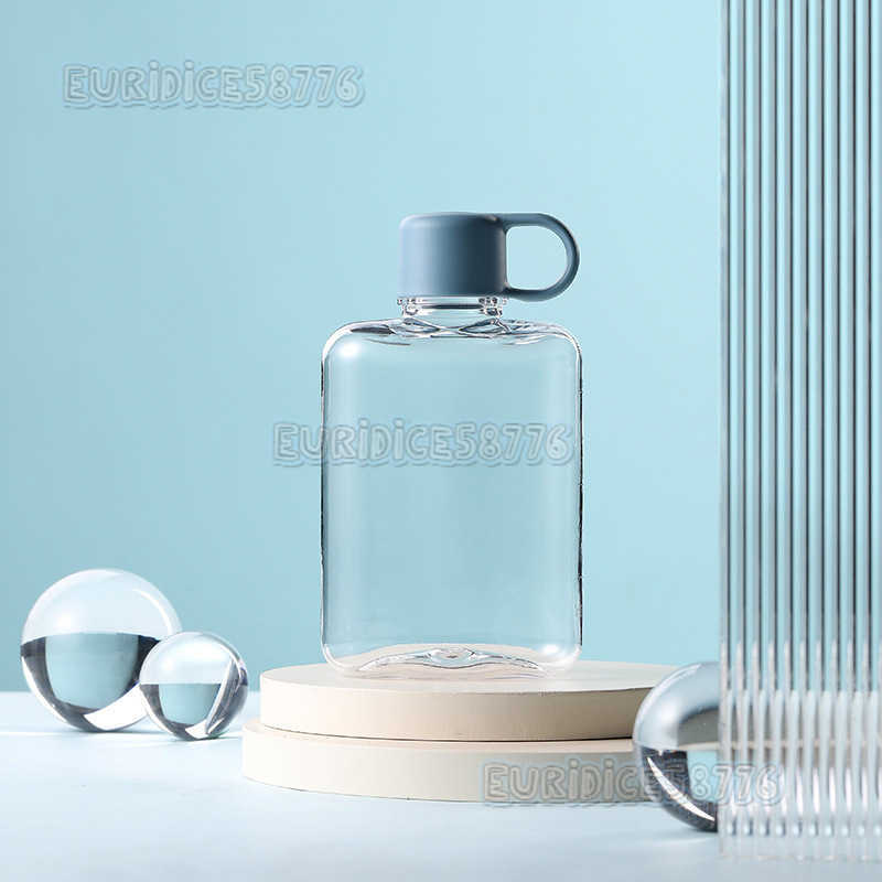 Fresh Style Portable Flat Bottle Plastic Cup Outdoor Summer Portable Large Capacity Antidrop Transparent Tritan Space Water Bottle H250911