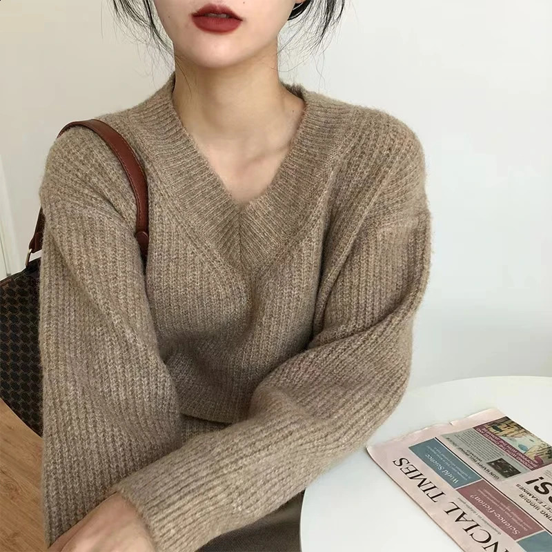 HELIAR Knitted Solid Sweater Long Sleeve Vneck Korea Style Autumn Winter Knitwear Pullovers Women Jumper Chic Tops 250911