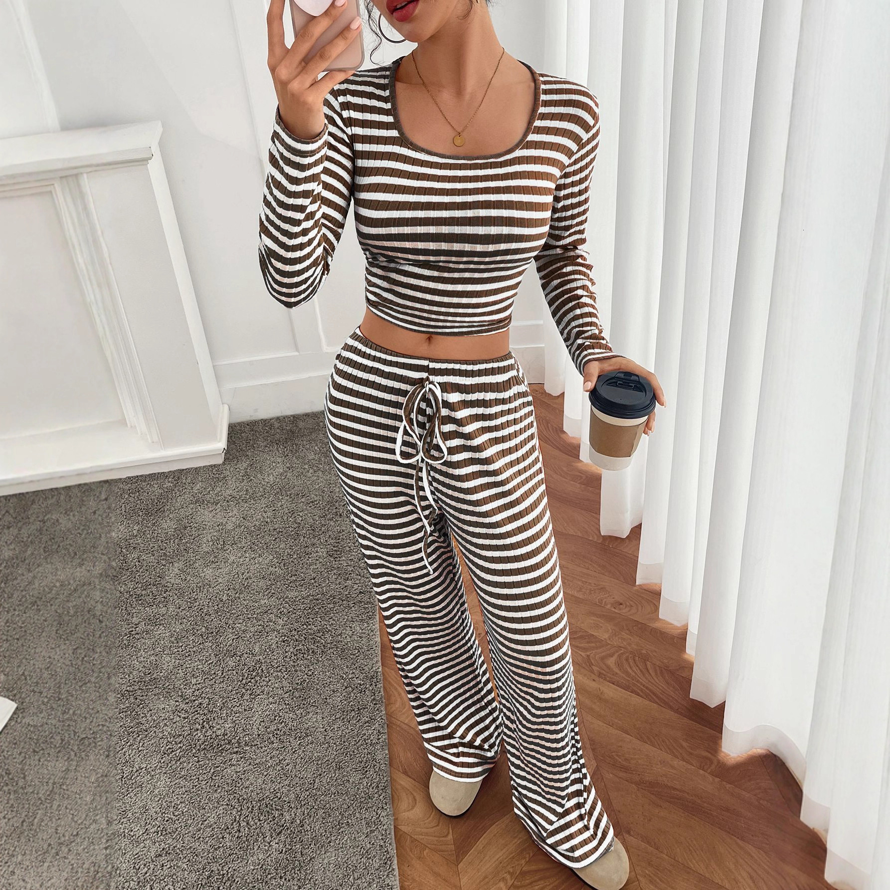 2025 Autumn New Women's S-striped Square Women's Long sleeved Top Collar Long sleeved Drawstring Pants Set Autumn/Winter New Designer Knitte