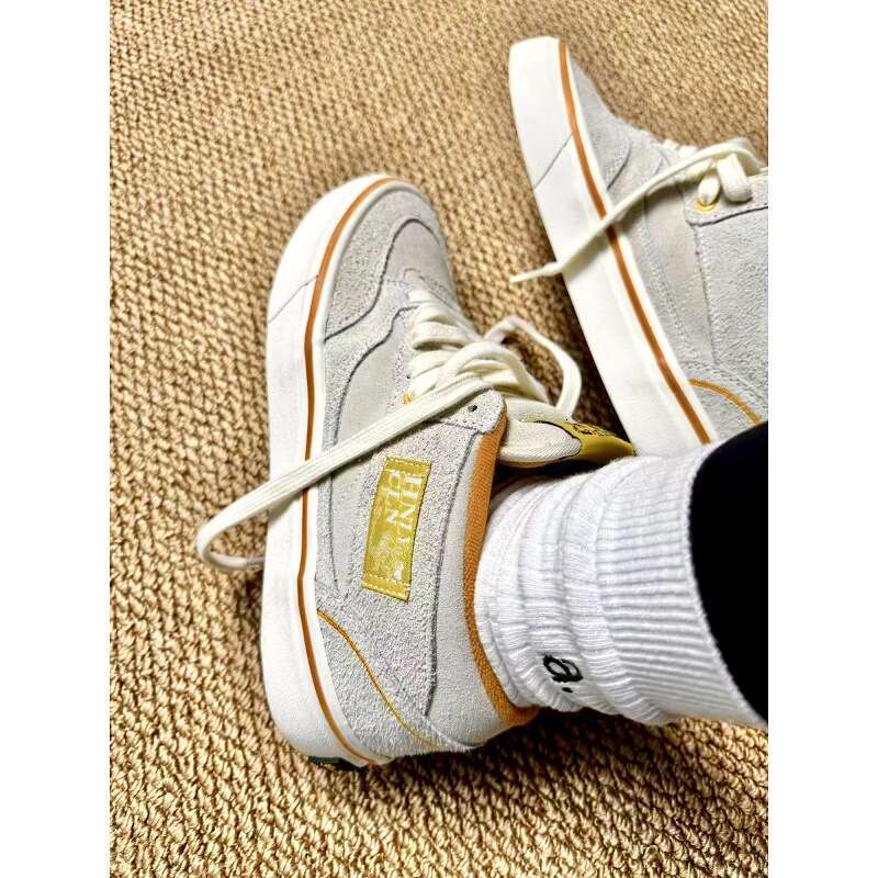 2025 Autumn Black and White Color Waste Land Style New Casual Sneakers Fashionable Versatile Ultra-light Sports Skate Shoes for Men