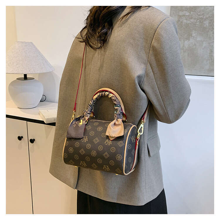 Designer Bags Womens Luxury Shoulder Bag Fashion Handheld Pillow Bag 2025 New Boston Shoulder PU leather Casual Crossbody Bag for Women