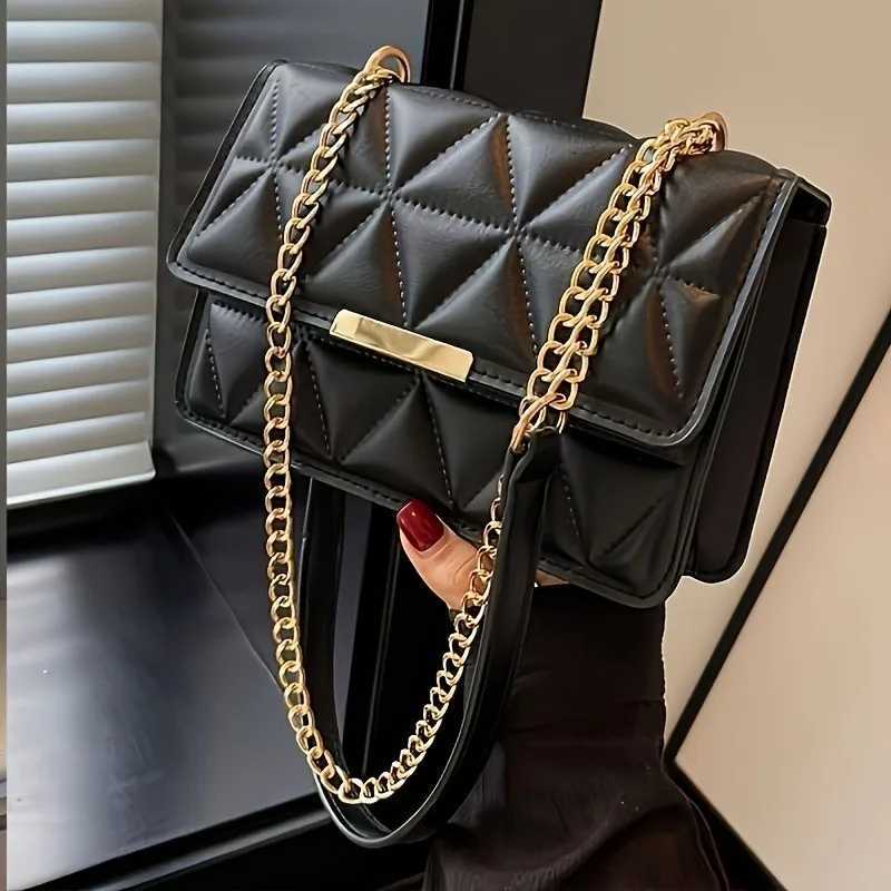 Fashion Chain WomenS Shoulder Bag Chic Small Square Bag for Women Luxury Quilted Handbag for Daily Travel Shopping Parties W250911