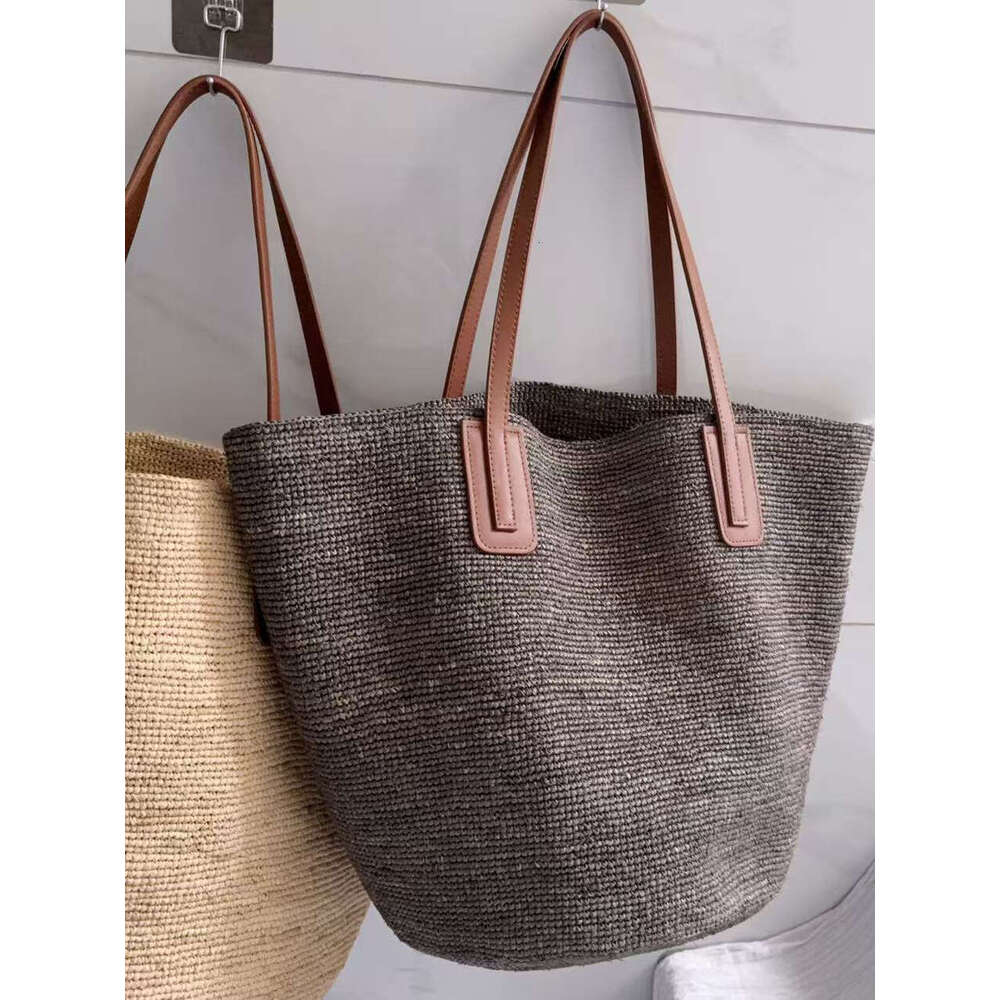 Designer Bag Tote Bag Shoulder Bag French Style Large Capacity Commuter Woven Tote For Women New Summer Casual Vacation Beach Straw Bag