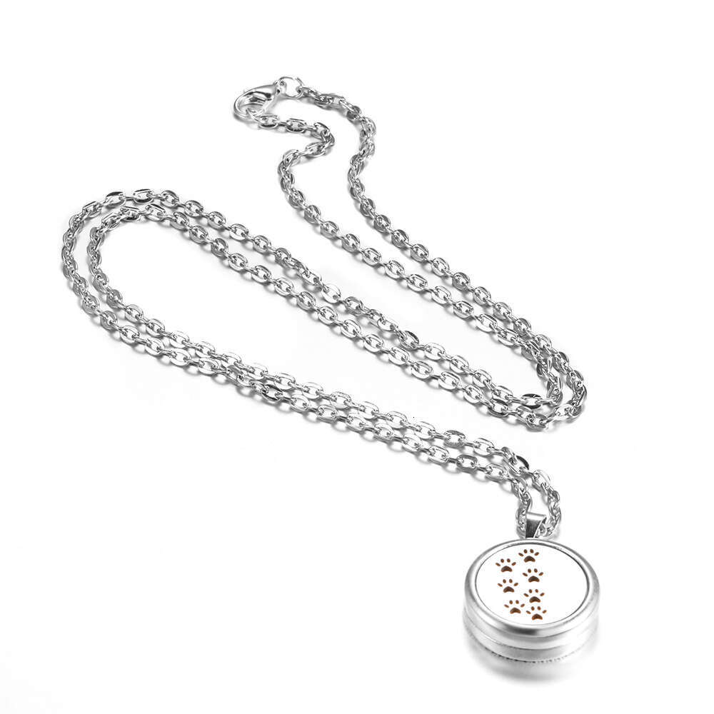 Fashion Tree of Life Aromatherapy Essential Oil Necklace Stainless Steel Diffuser Perfume Pendant Small Box Jewelry Gift
