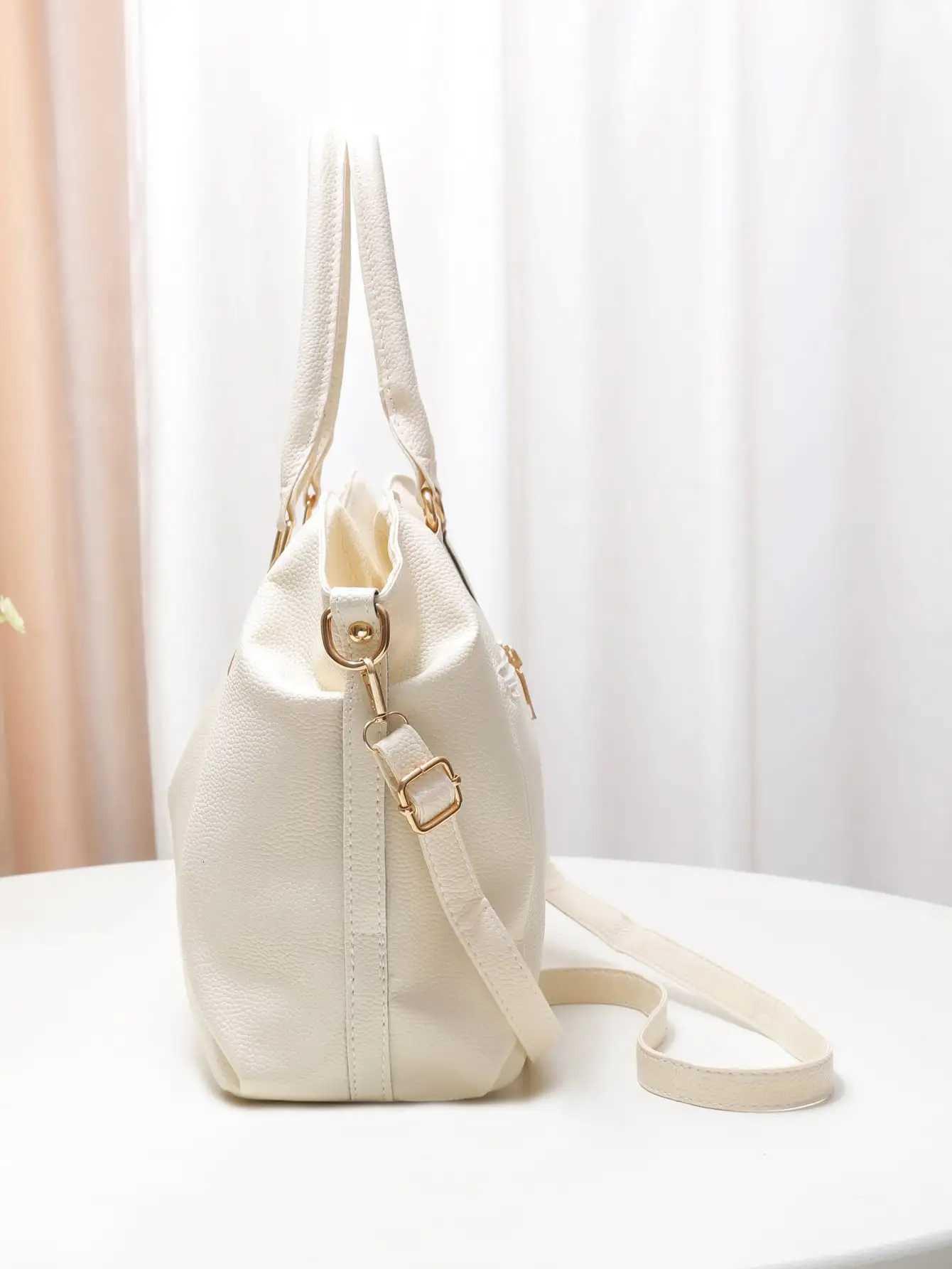 Casual and fashionable womens shoulder bag solid color soft large capacity handbag crossbody bag Z250911