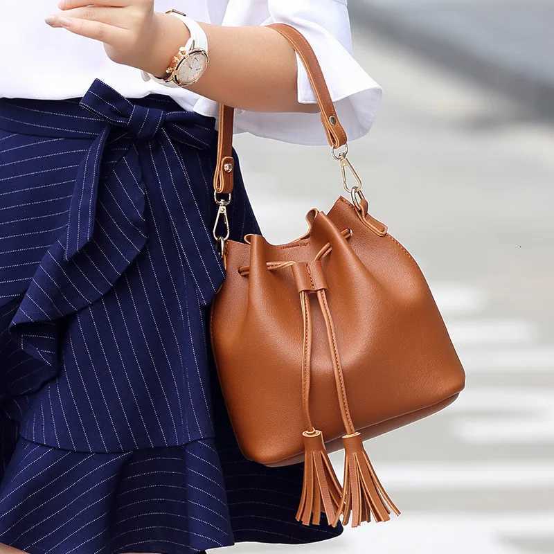 Fashion Women Drawstring Bucket Shoulder Bag Female PU Leather Tote Pouch Crossbody Messenger Bag Handbag for Ladies s Z250911