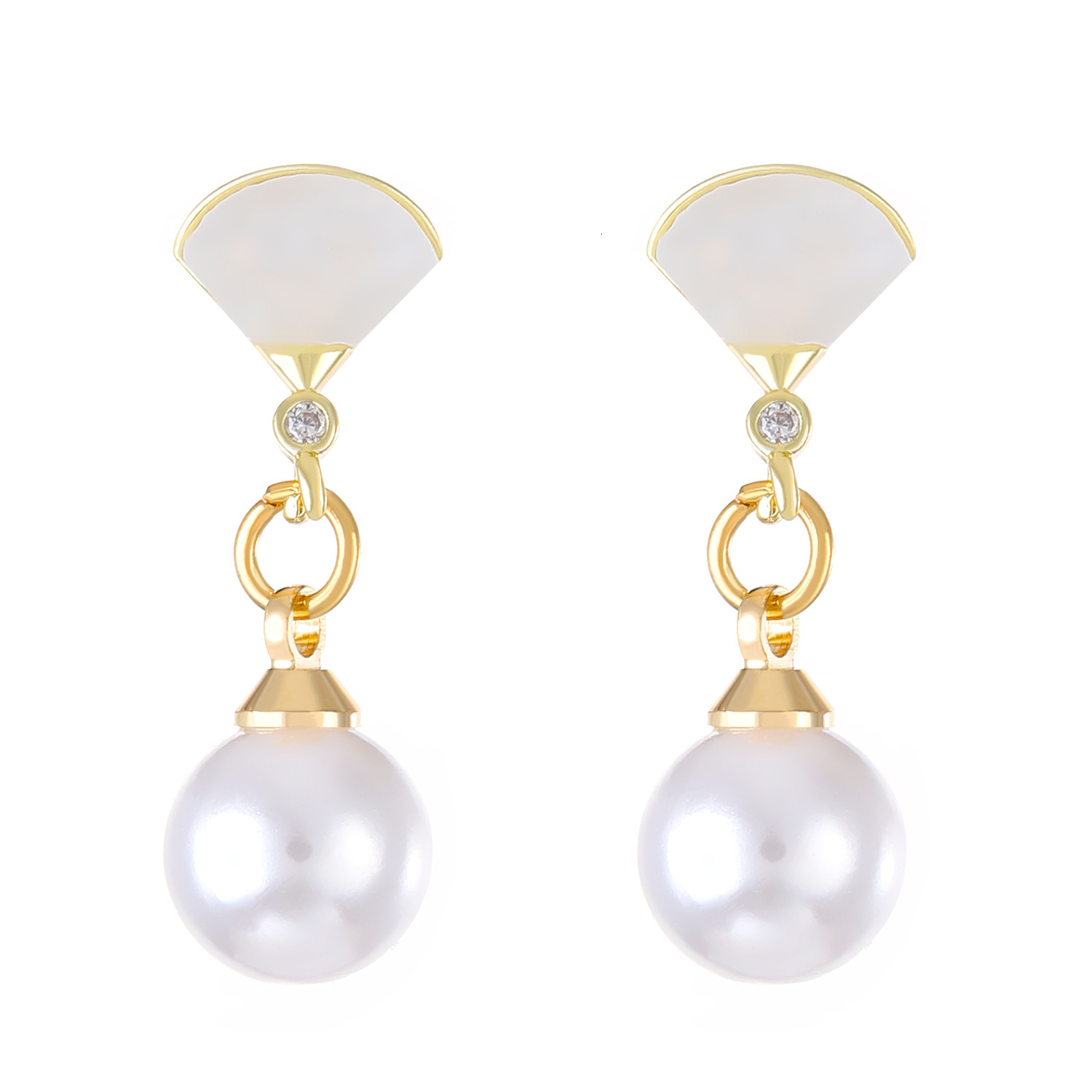 French Light Mother-Of-Pearl Pearl INS Design Sense Small Skirt Earrings New Chinese Style Fan-Shaped Ear Jewelry