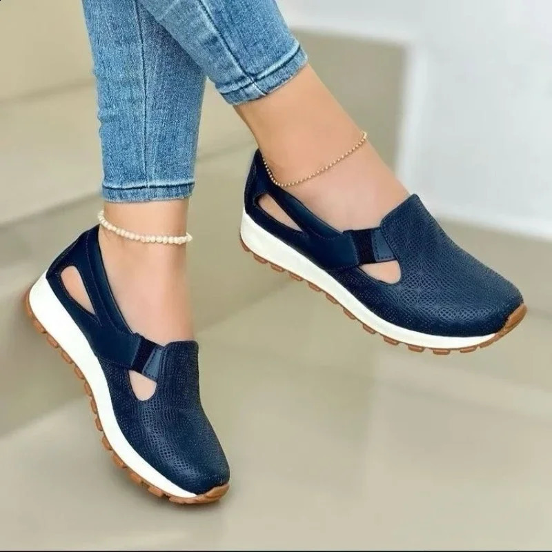 Ladies Shoes Slipon Womens Vulcanize Shoes Fashion Hollow Out Plus Size Outdoor Outdoor Casual Shoes 250910