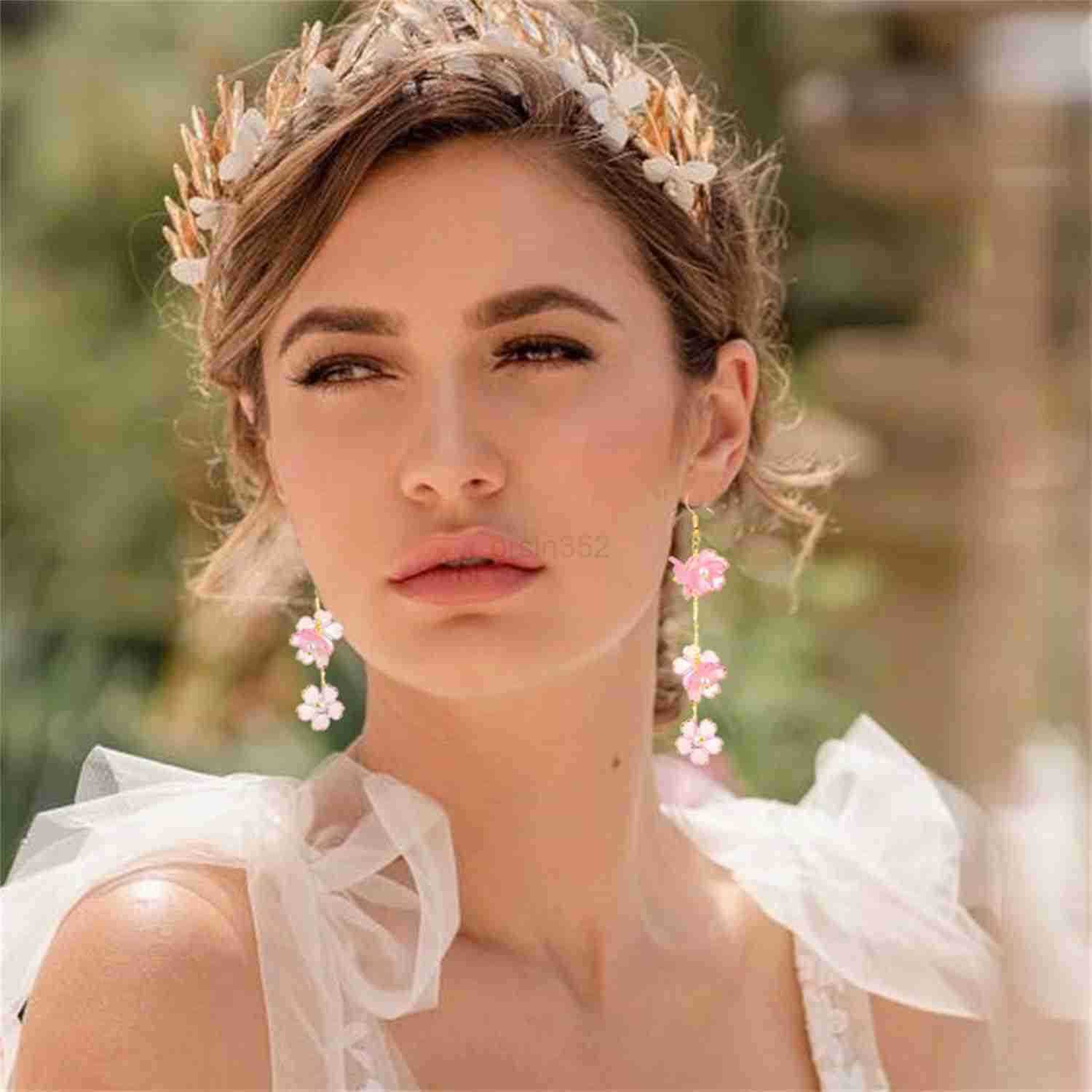Flower Dangle Earrings for Women Cute Leaf Sakura Leaf Earrings Asymmetric Charm Flower Leaf Petal Earrings Dainty Cherry Blossom Spring Earring Weddi