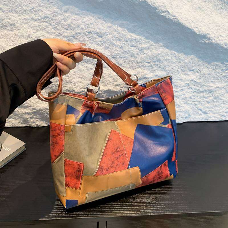 Three-Color Large-Capacity Bag, New Stylish Elegant Summer Tote, With A Simple Relaxed Design, Suitable For Commuting And Casual Use.
