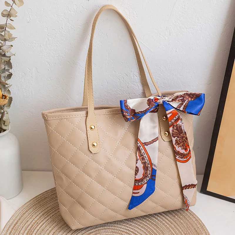 Large Capacity Lingge Embroidery Bag New Trendy Simple Scarf Tote Bag One Shoulder Bucket Bag Bags for Women Z250911