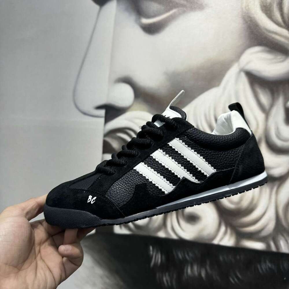 Sneakers 2025 Spring Leather Casual Trendy Versatile Soft Sole Forrest Gump Men's Lace-up Low-top Shoes