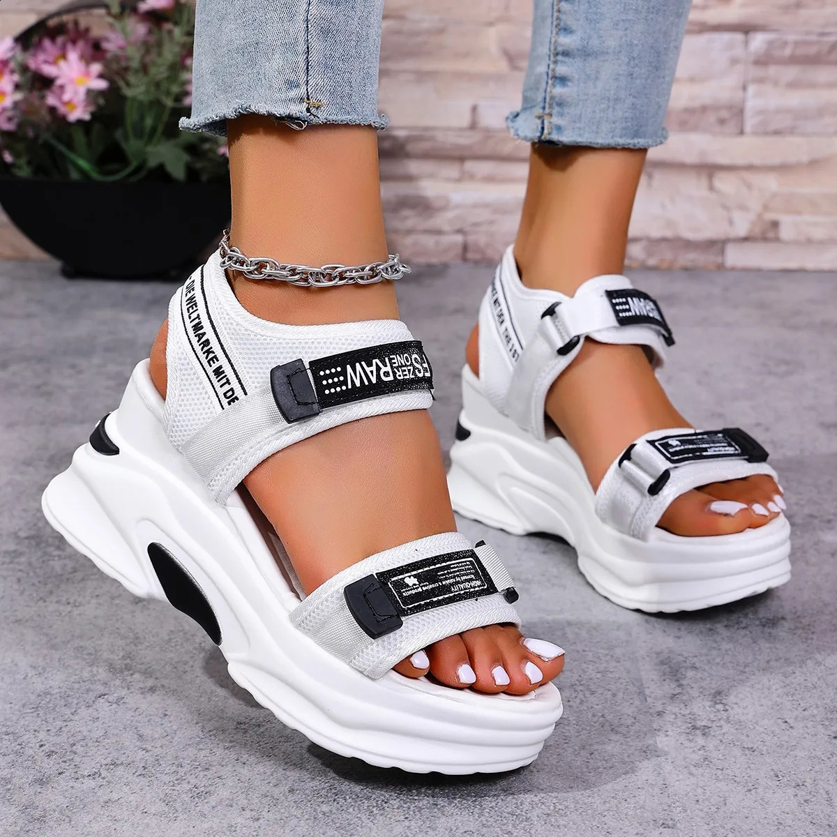 Women Platform Wedge Sandals Summer Fashion Comfortable Shoes for Women Light Casual Beach Sandals Zapatos De Mujer250910
