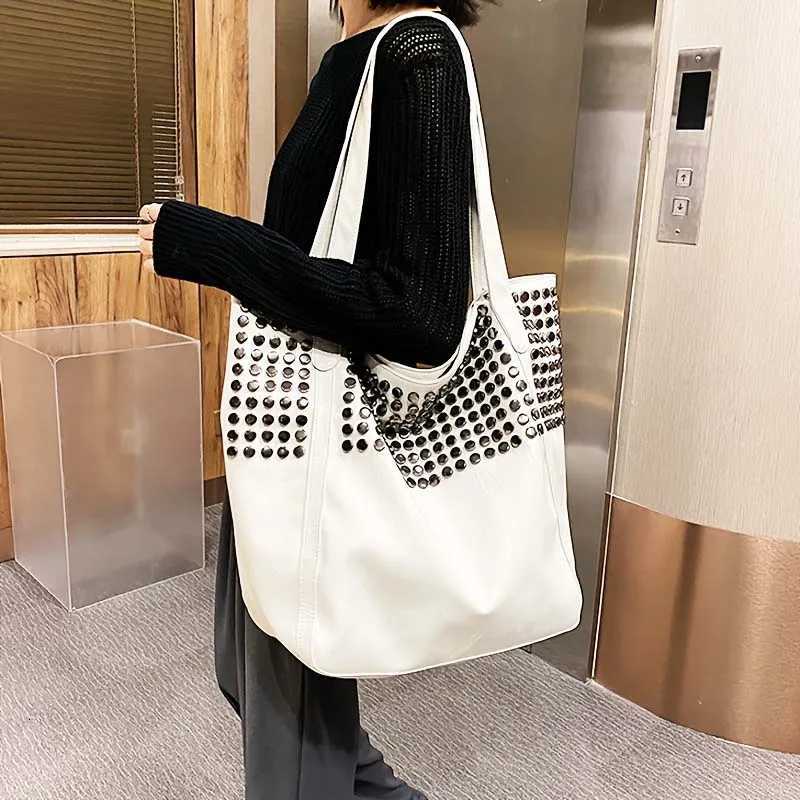 Fashion Tote Bag New Large Capacity Shopping Bag Womens Bag Womens Handheld Single Shoulder Underarm Bag Z250911