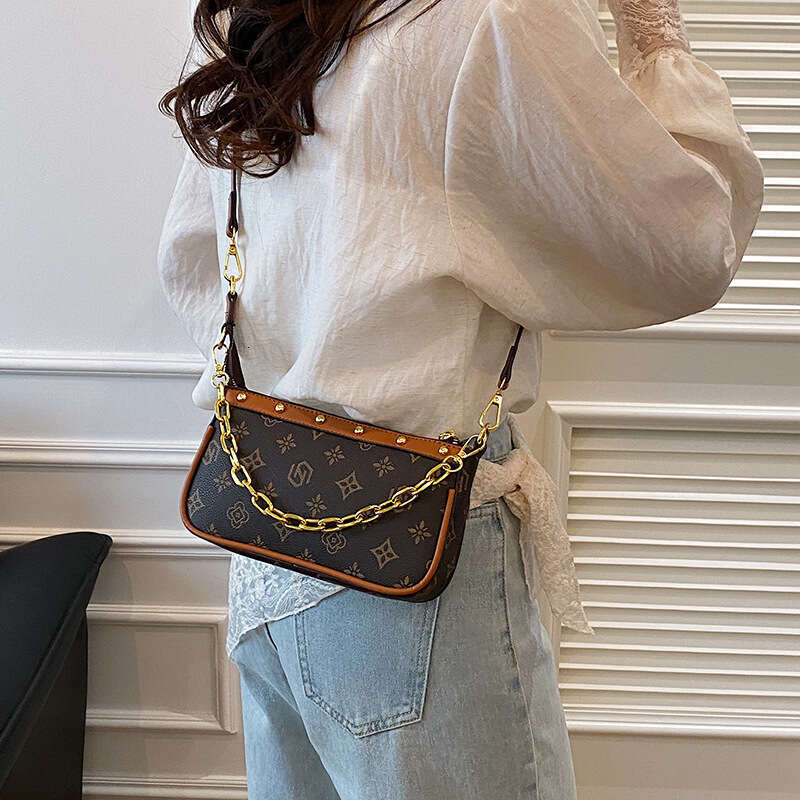 Designer Chain Bags Luxury Small Square Bags for Women 2025 New Style Versatile Casual Chain Shoulder Crossbody Bag for Women