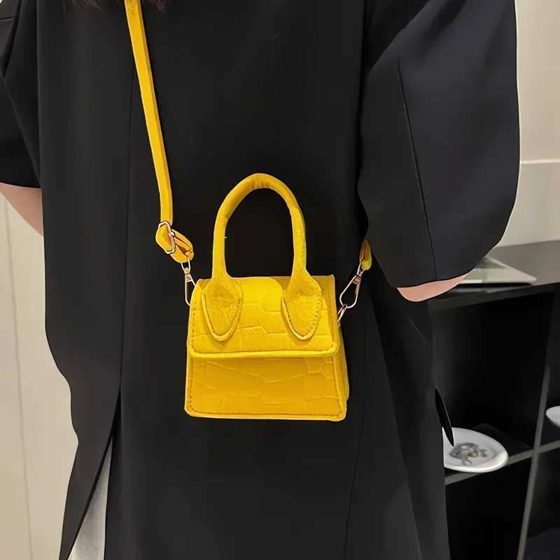 New Korean Version Messenger Bag Cute Mini Handbag and Purse Solid Color Women Small Shoulder Bag Luxury Designer Torebka Damska W250911