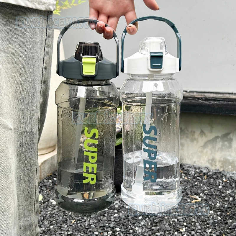 Large Capacity Water Bottle Sports Water Bottle Outdoor Straw Cup Summer Straw Outdoor Water Fitness Cup H250911