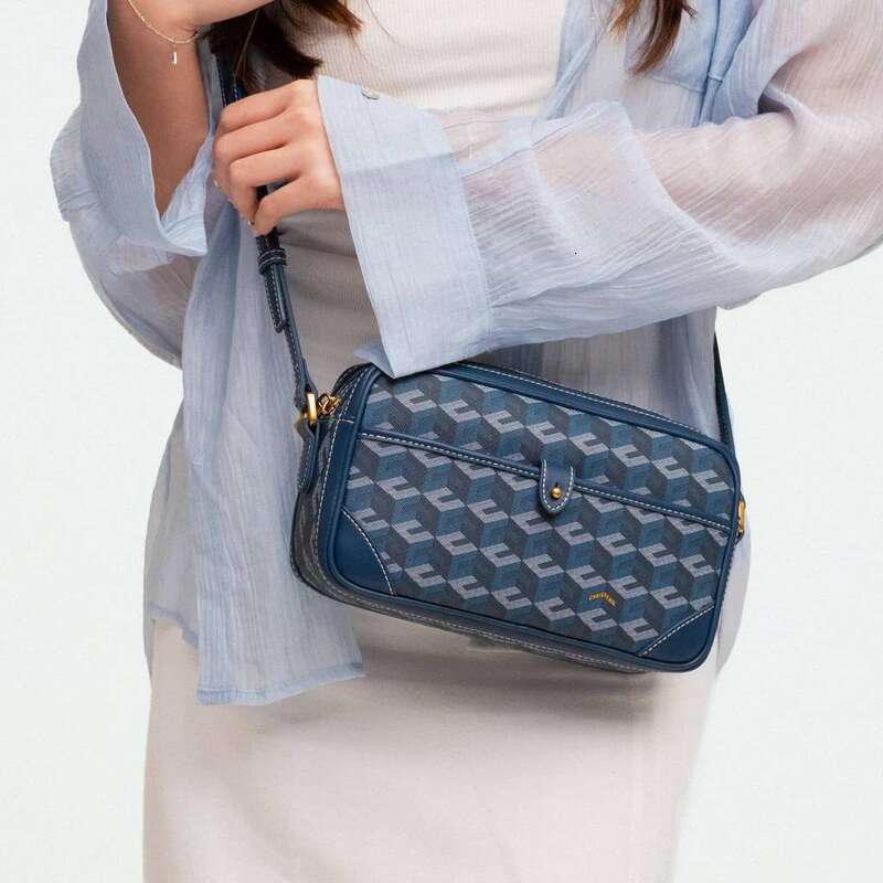 CHRISTY NG Multi-Functional CAMERA TOTE Bag: Eco-Friendly Shoulder Bag For Travel, Shopping Daily Use, Durable & Fashionable Design