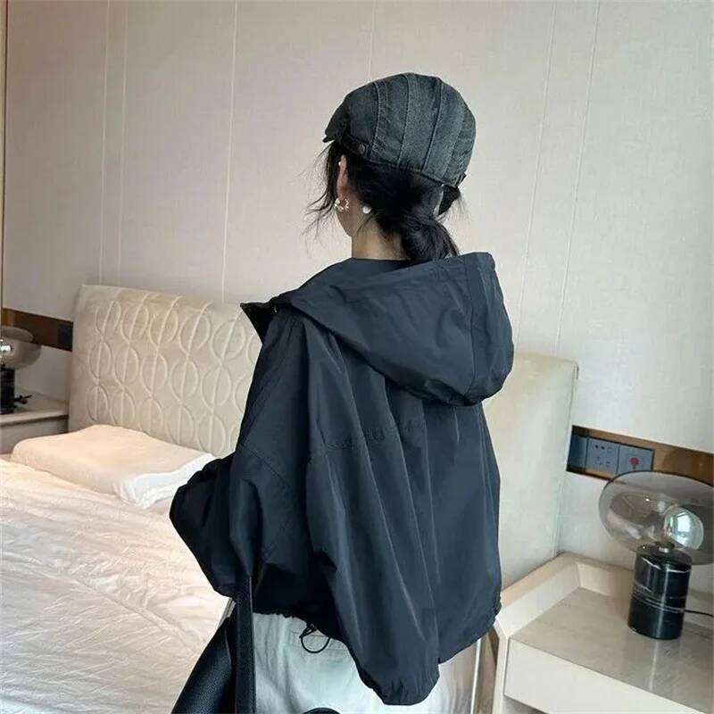 2025 New Fashion Women Hooded Autumn Casual Zipper Pockets Jackets Coats Female Long Sleeve Windbreaker Jacket