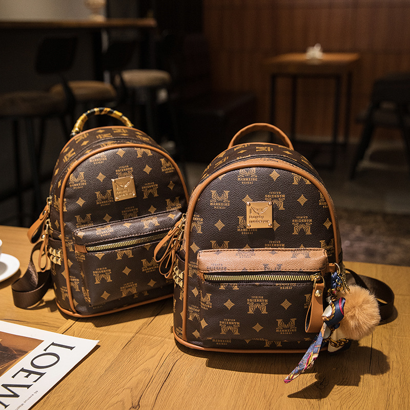 new Free shipping designer ladies handbag Soft and comfortable women's handbag simple fashionable and durable